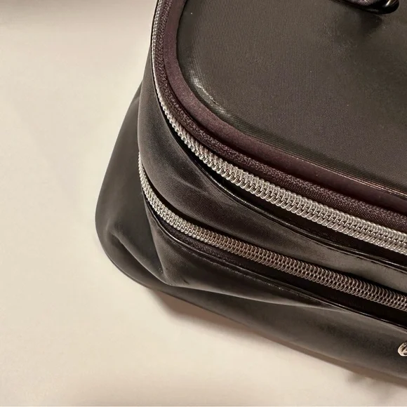 Lancôme Two Tier Zipper Makeup Case with Handle - Picture 14 of 16